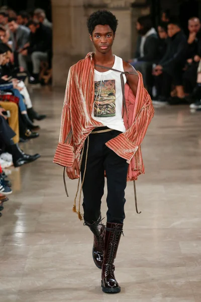 Look 31